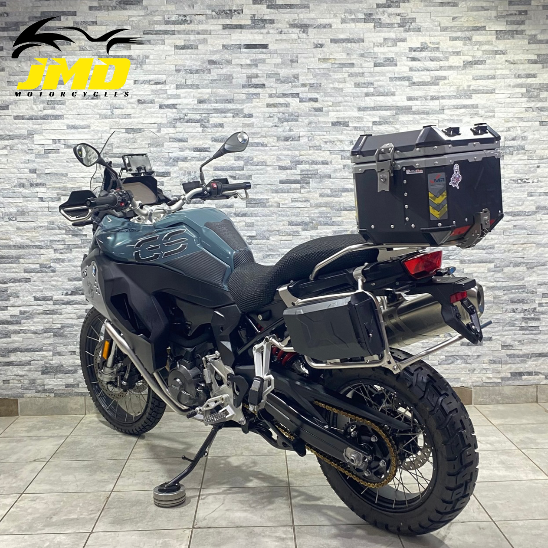 BMW F900 GS