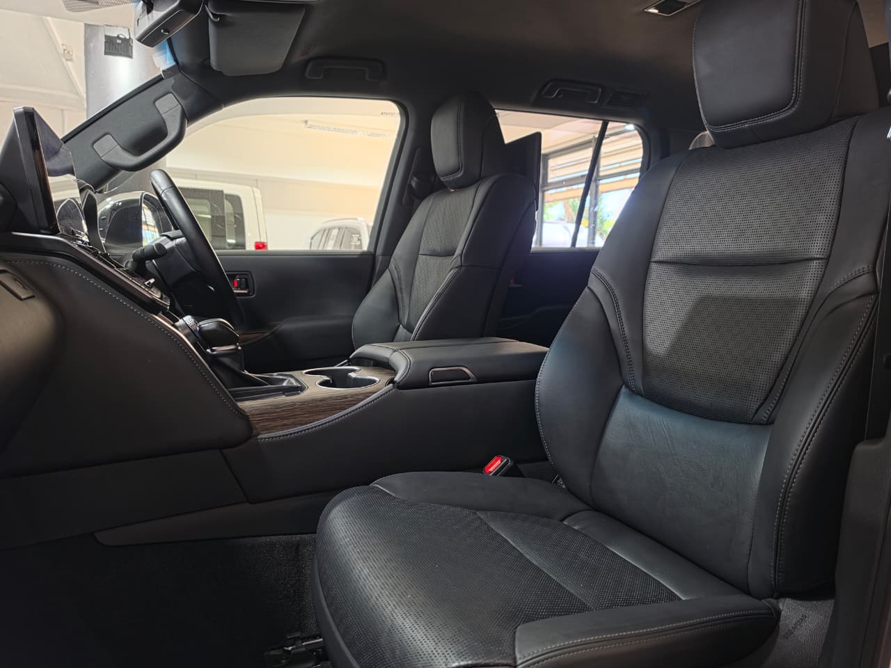 Toyota Land Cruiser 300 3.3D ZX SMG Lexus Umhlanga