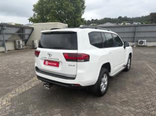 2022 Toyota Land Cruiser 300 3.3D GX-R for sale
