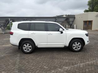 2022 Toyota Land Cruiser 300 3.3D GX-R for sale