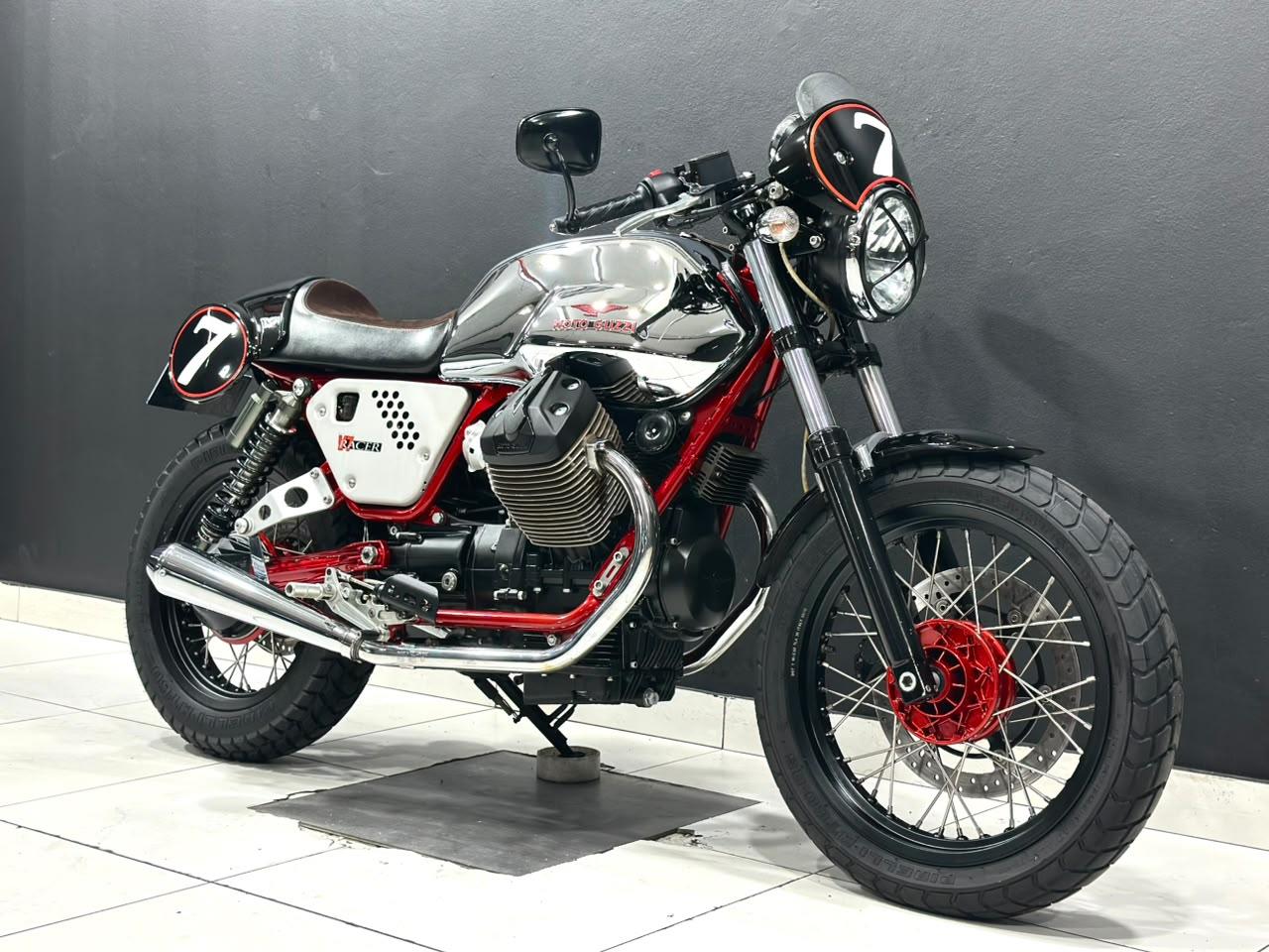 Moto Guzzi V7