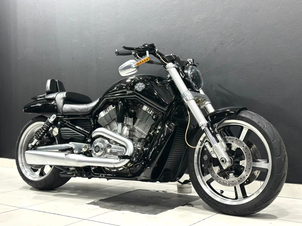 Harley-Davidson V-Rod Muscle