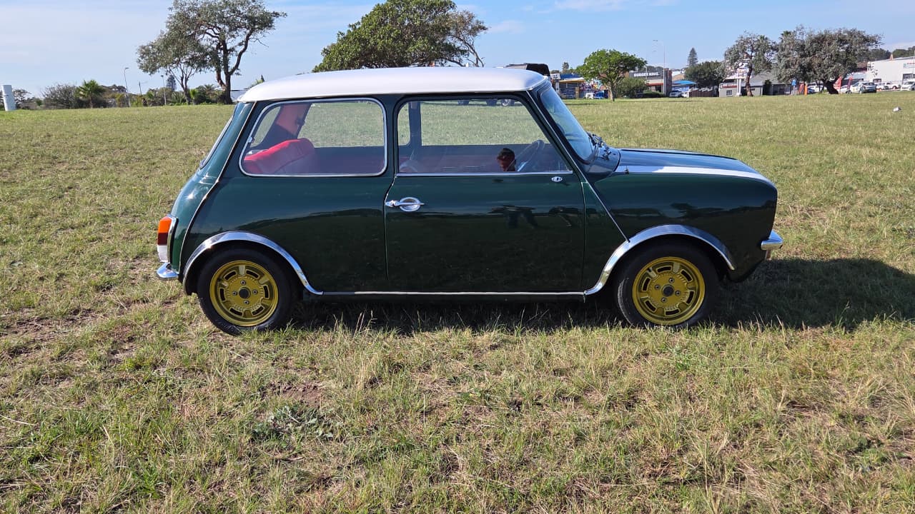 Leyland Mini 1275e Apex Auto