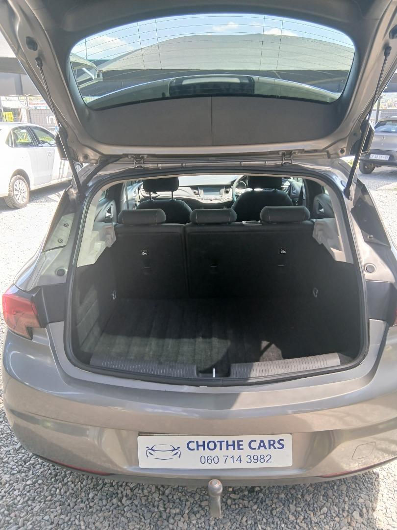 Opel Astra Hatch 1.0T Chothe Cars