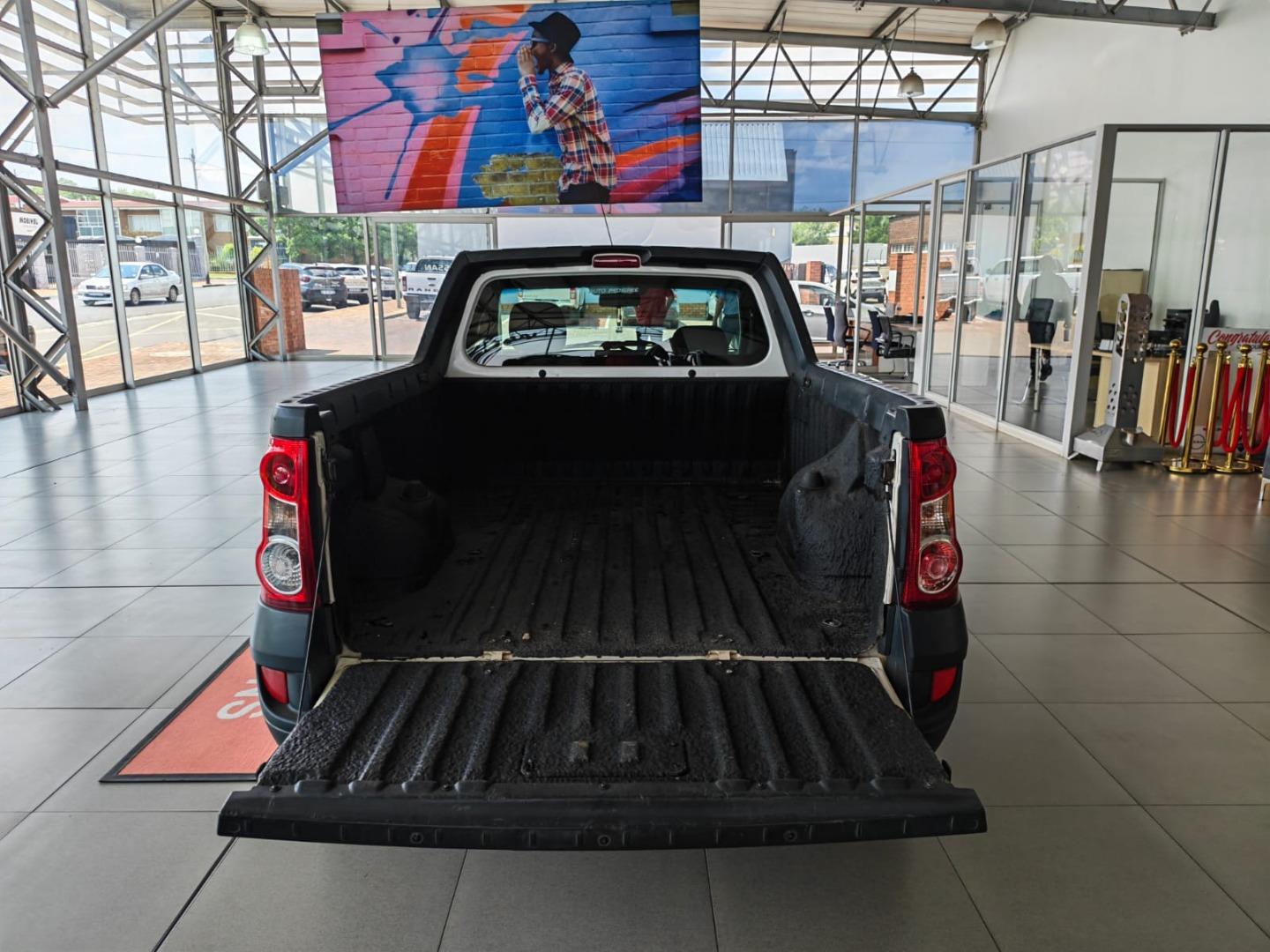 Nissan NP200 1.6i (Aircon) Safety Pack AutoCity Nissan & KIA Nigel