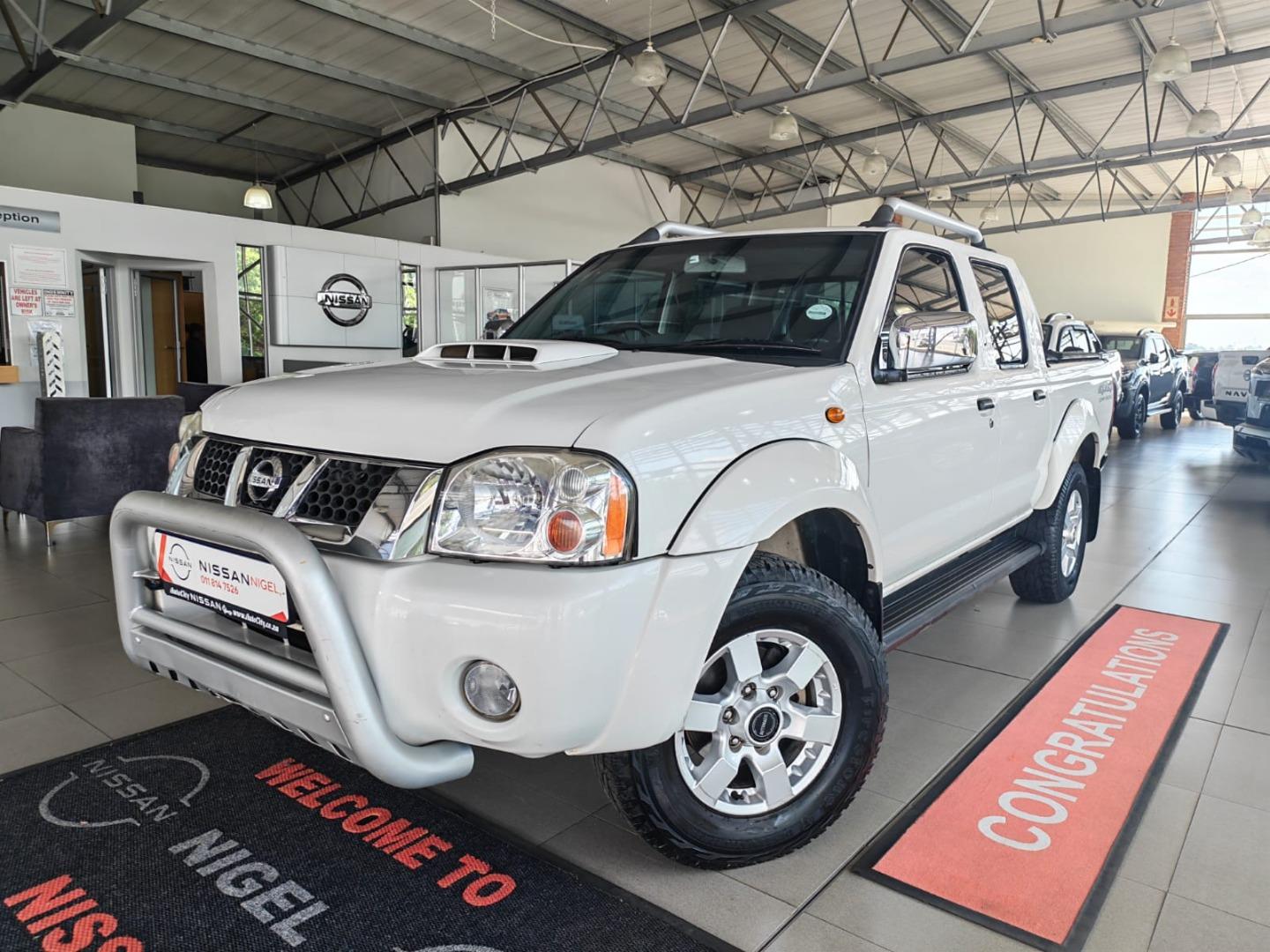 2018 Nissan NP300 Hardbody 2.5TDi Double Cab 4x4 for sale