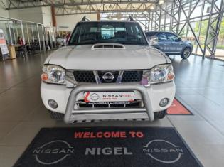 2018 Nissan NP300 Hardbody 2.5TDi Double Cab 4x4 for sale