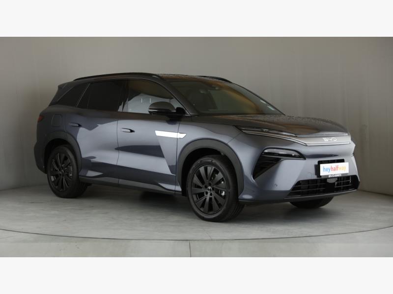 2026 BYD Atto 8 Premium