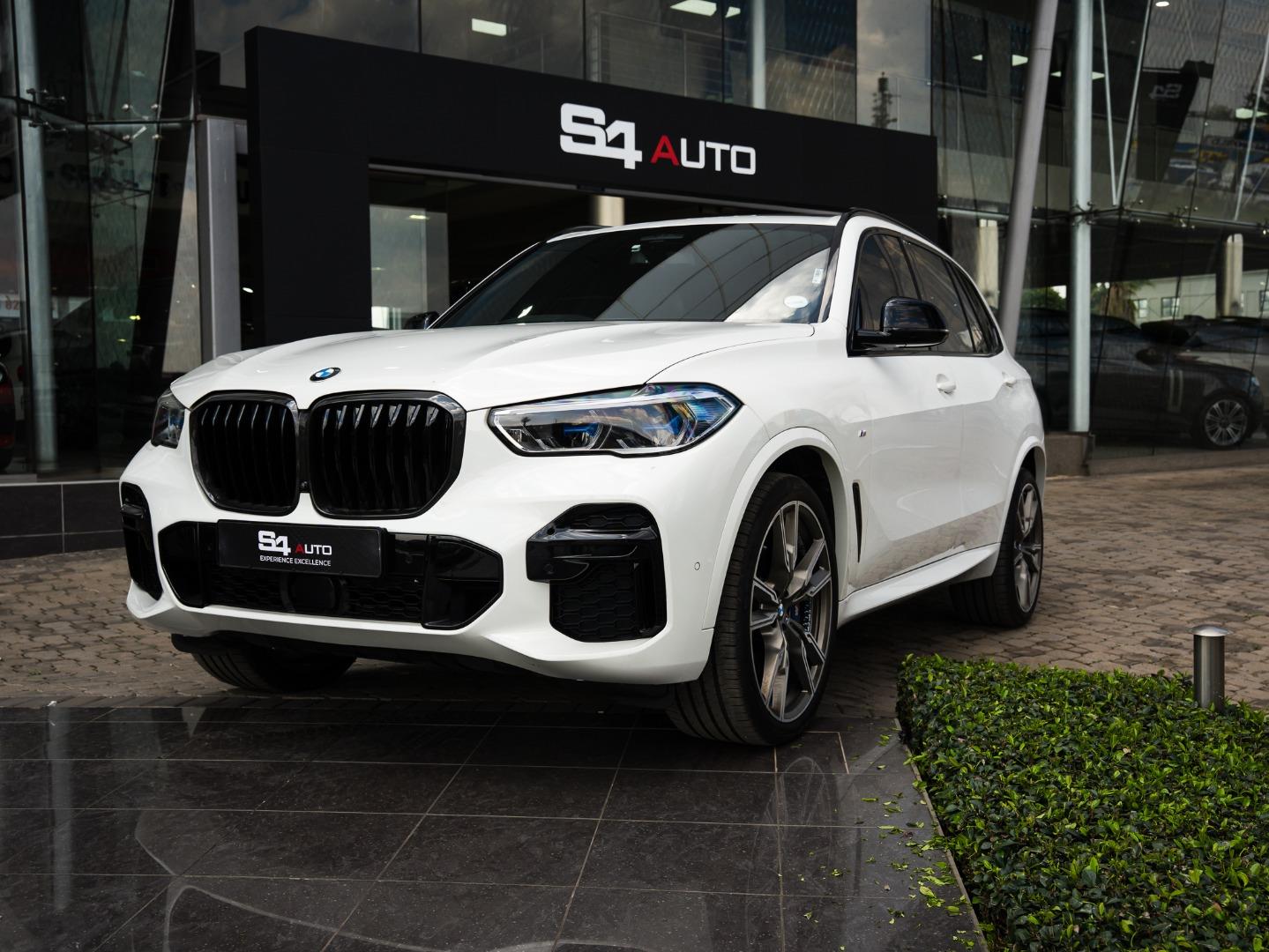 2022 BMW X5 M50i