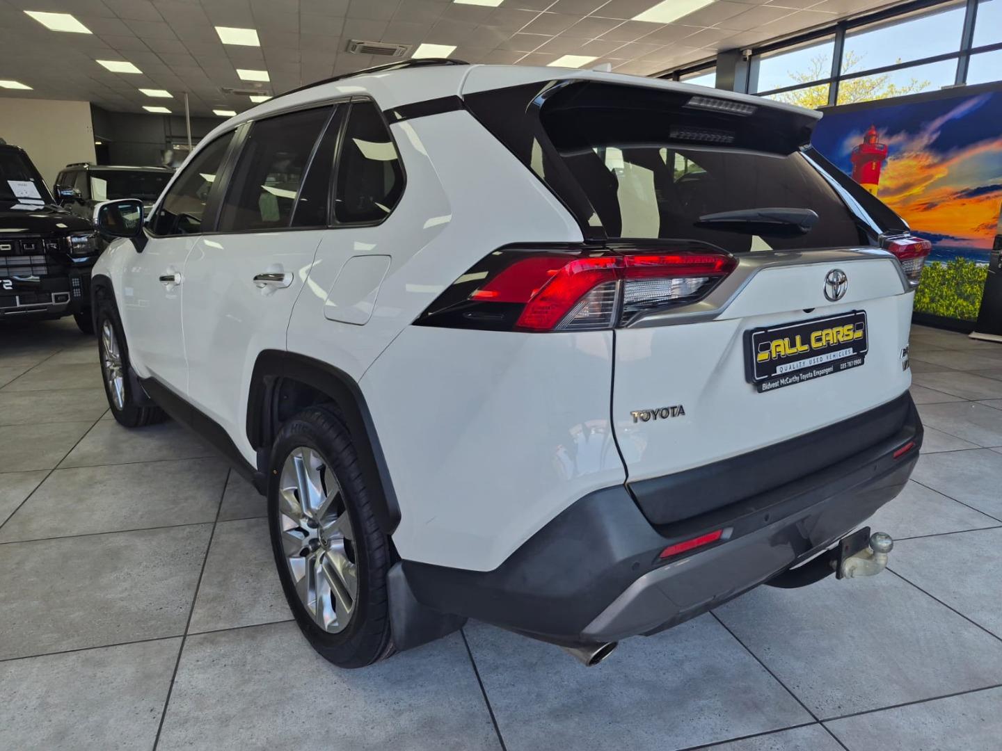 Toyota RAV4 2.0 VX All Cars