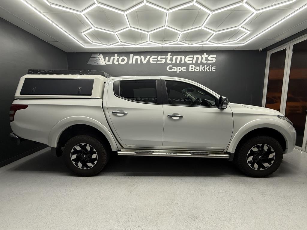 Mitsubishi Triton 2.4DI-D Double Cab 4x4 Auto Cape Bakkie
