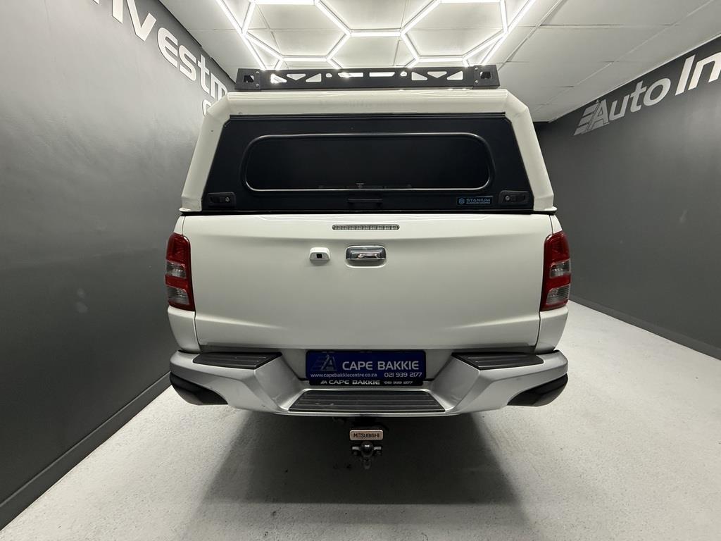Mitsubishi Triton 2.4DI-D Double Cab 4x4 Auto Cape Bakkie