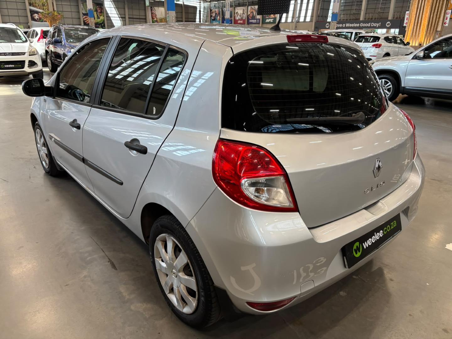 Renault Clio 1.6 Yahoo! Weelee Megastore Centurion