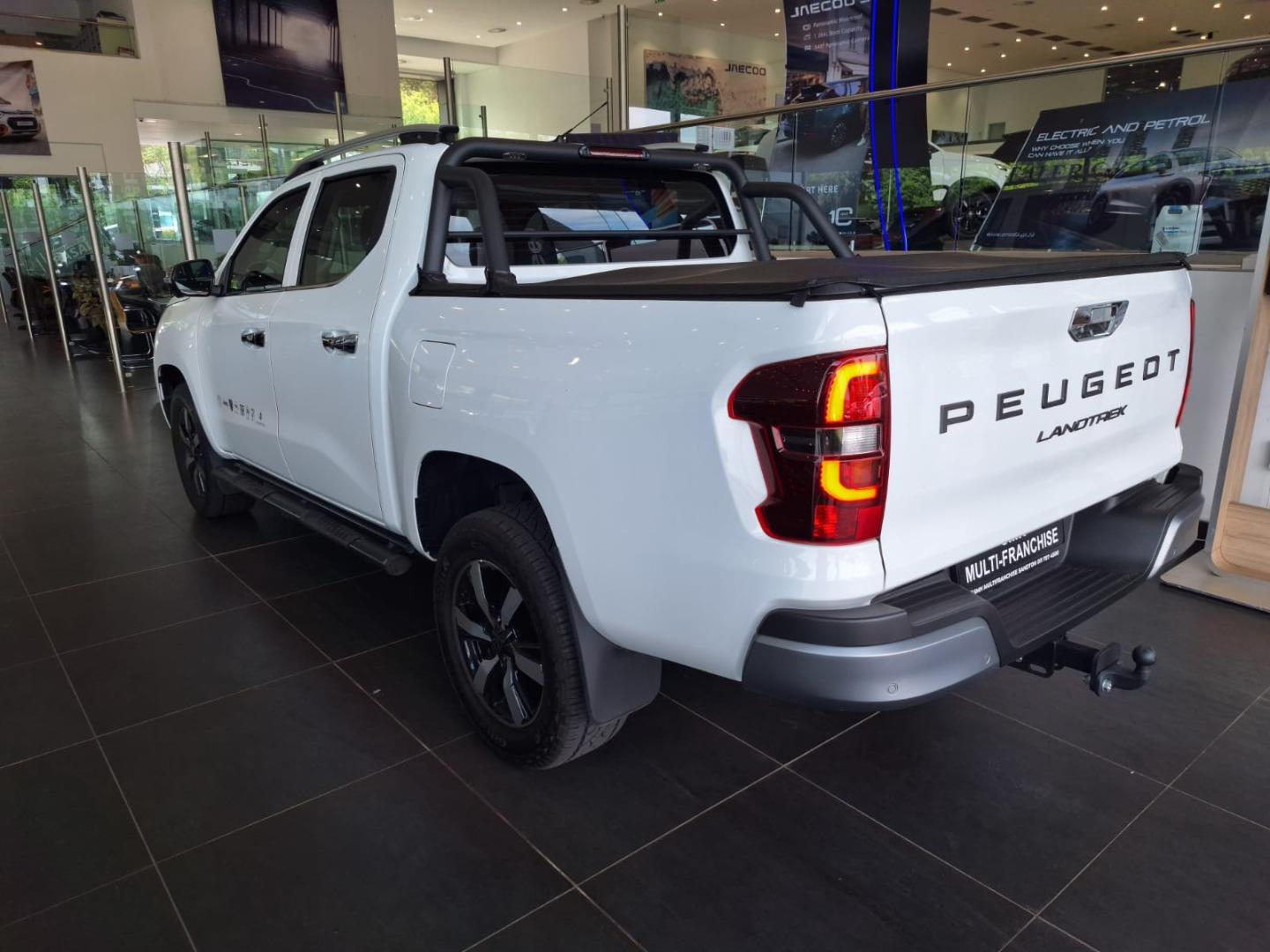 Peugeot Landtrek 1.9TD Double Cab 4Action 4x4 SMH Jeep | Omoda | Jaecoo| Peugeot | Citroen| Alfa | ICAUR