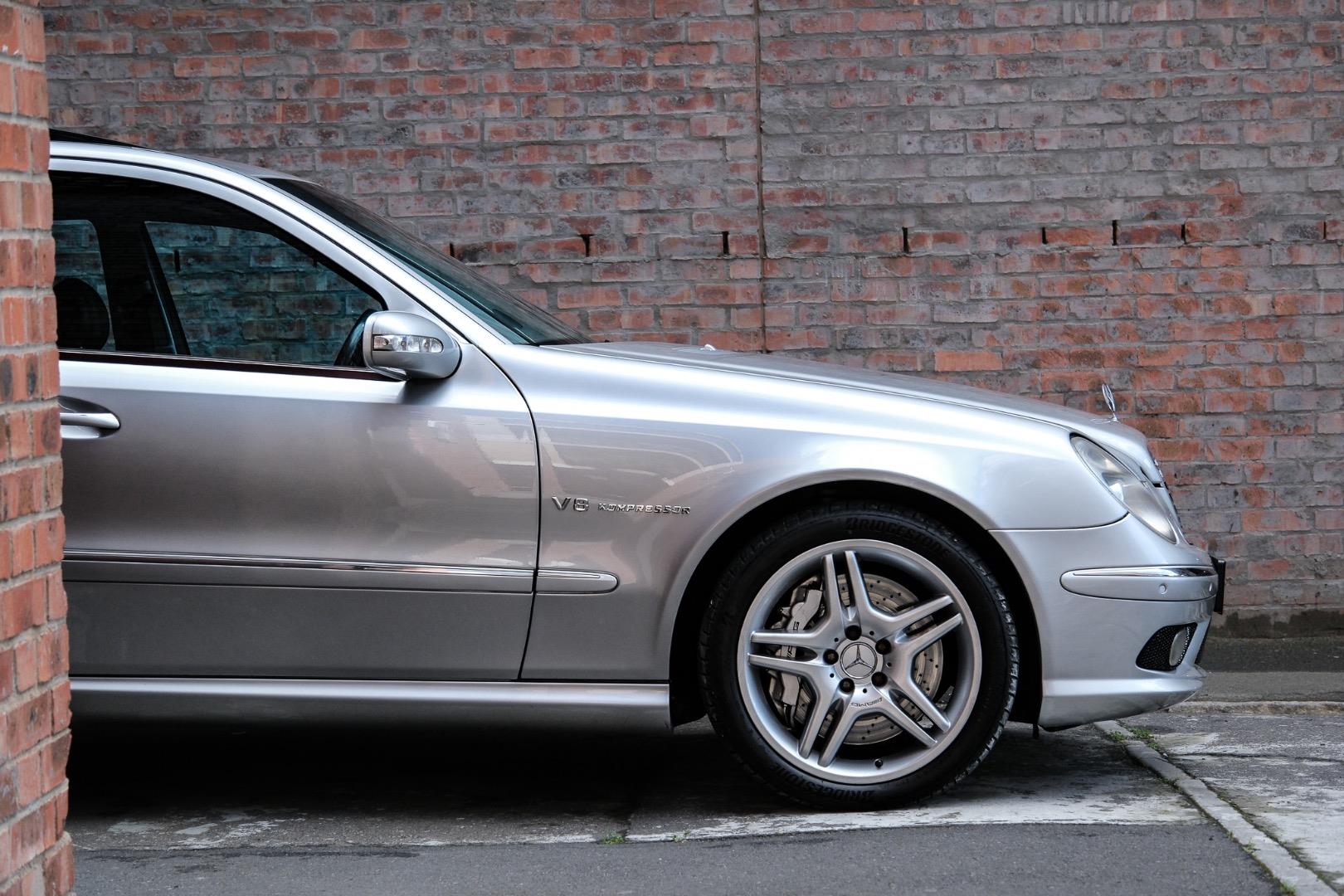 Mercedes-Benz E-Class E55 AMG Club 9