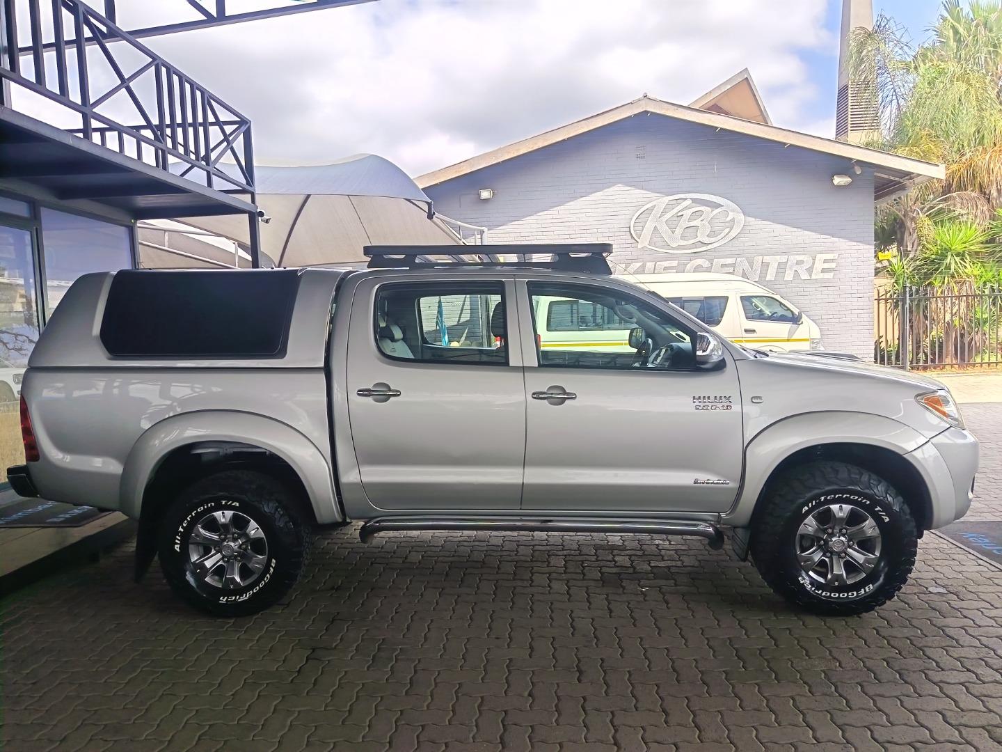 Toyota Hilux 3.0D-4D Double Cab 4x4 Raider Auto Kimberley Bakkie Centre