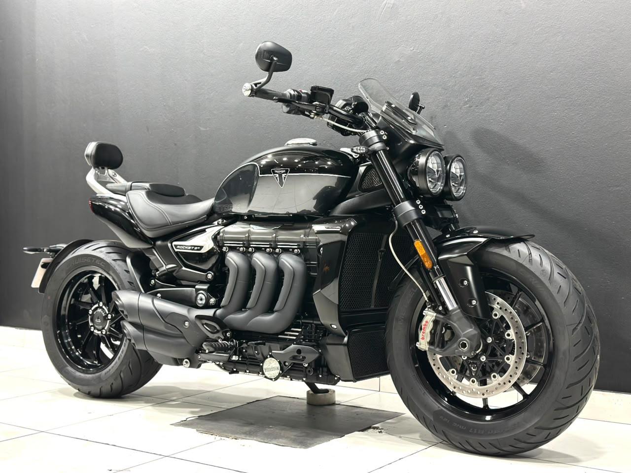 Triumph Rocket 3 R
