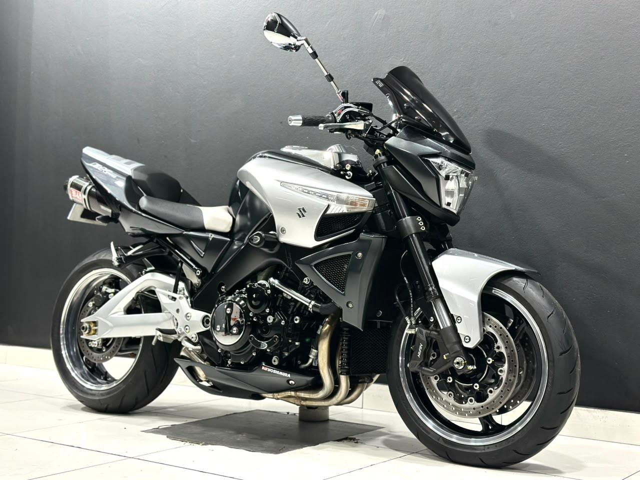 Suzuki GSX-1300 BK