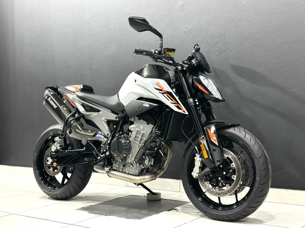 KTM 790