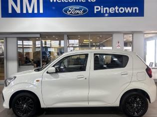 2025 Toyota Vitz 1.0 XR Auto for sale