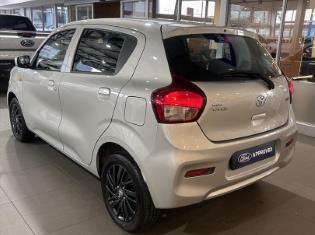 2025 Toyota Vitz 1.0 XR Auto for sale