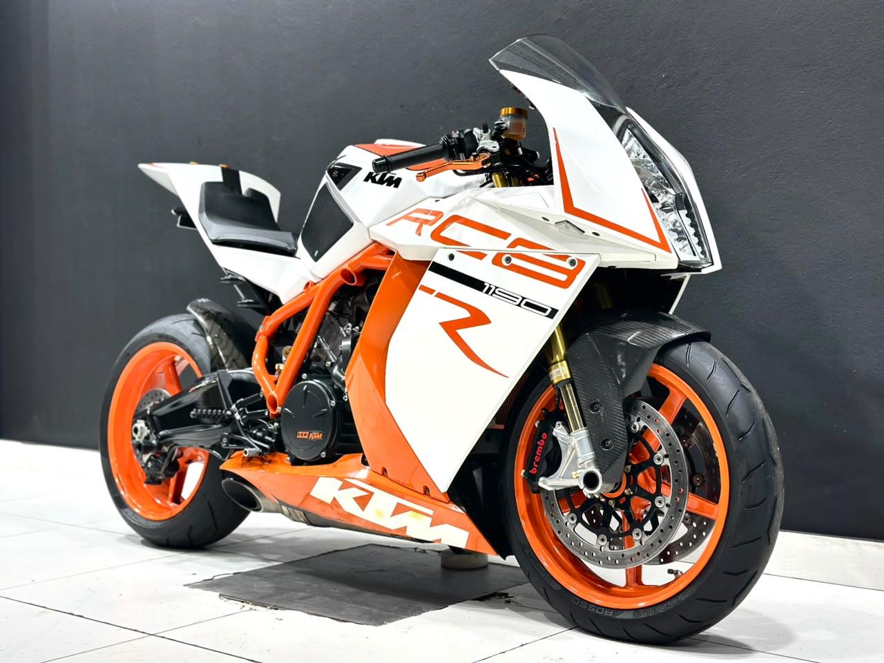KTM RC-8