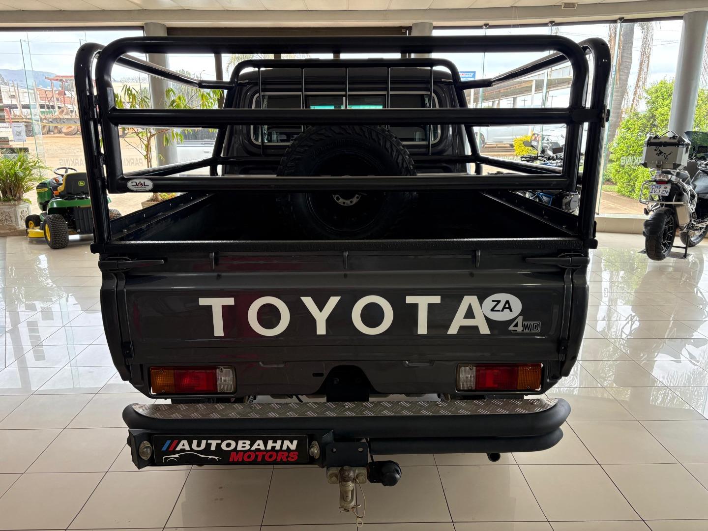 Toyota Land Cruiser 79 4.0 V6 Double Cab Autobahn Auto