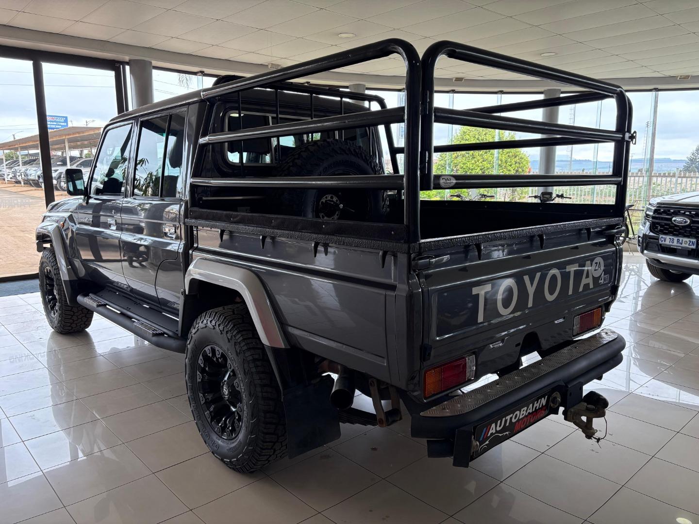 Toyota Land Cruiser 79 4.0 V6 Double Cab Autobahn Auto