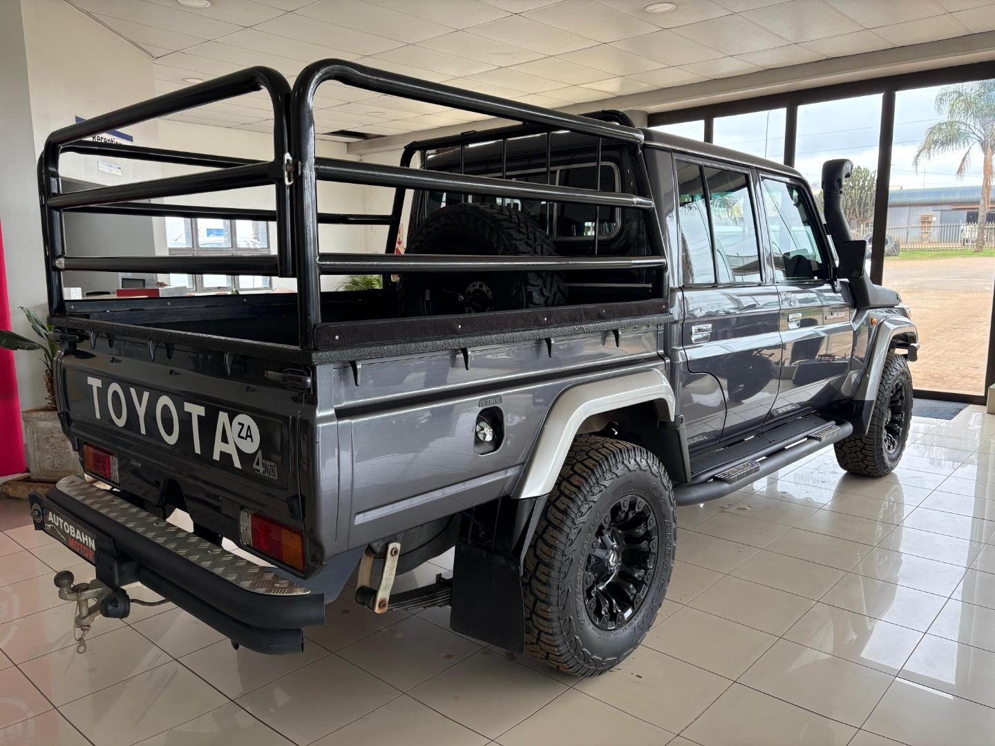 Toyota Land Cruiser 79 4.0 V6 Double Cab Autobahn Auto