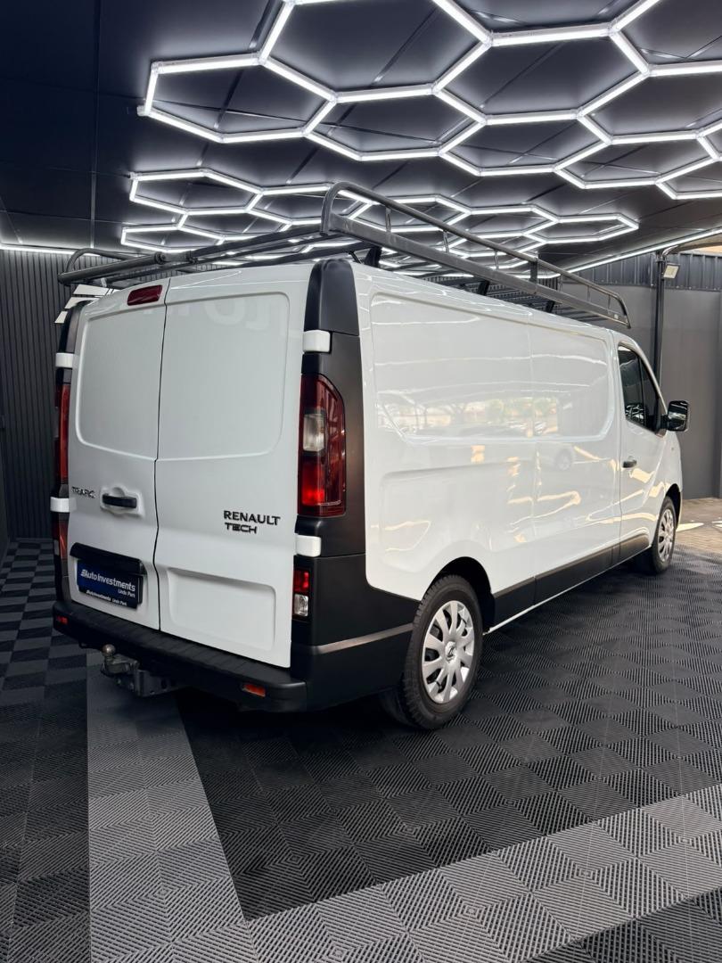 Renault Trafic 1.6dCi Panel Van Sunward Motors
