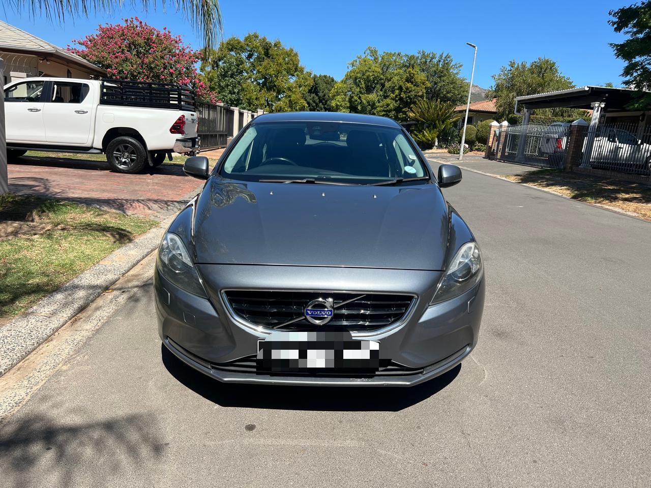 Volvo V40 D2 Excel LJR Auto