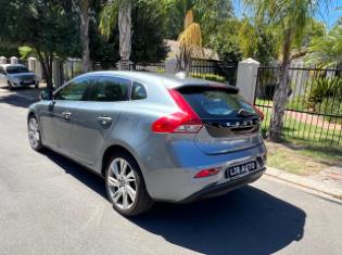 2015 Volvo V40 D2 Excel for sale