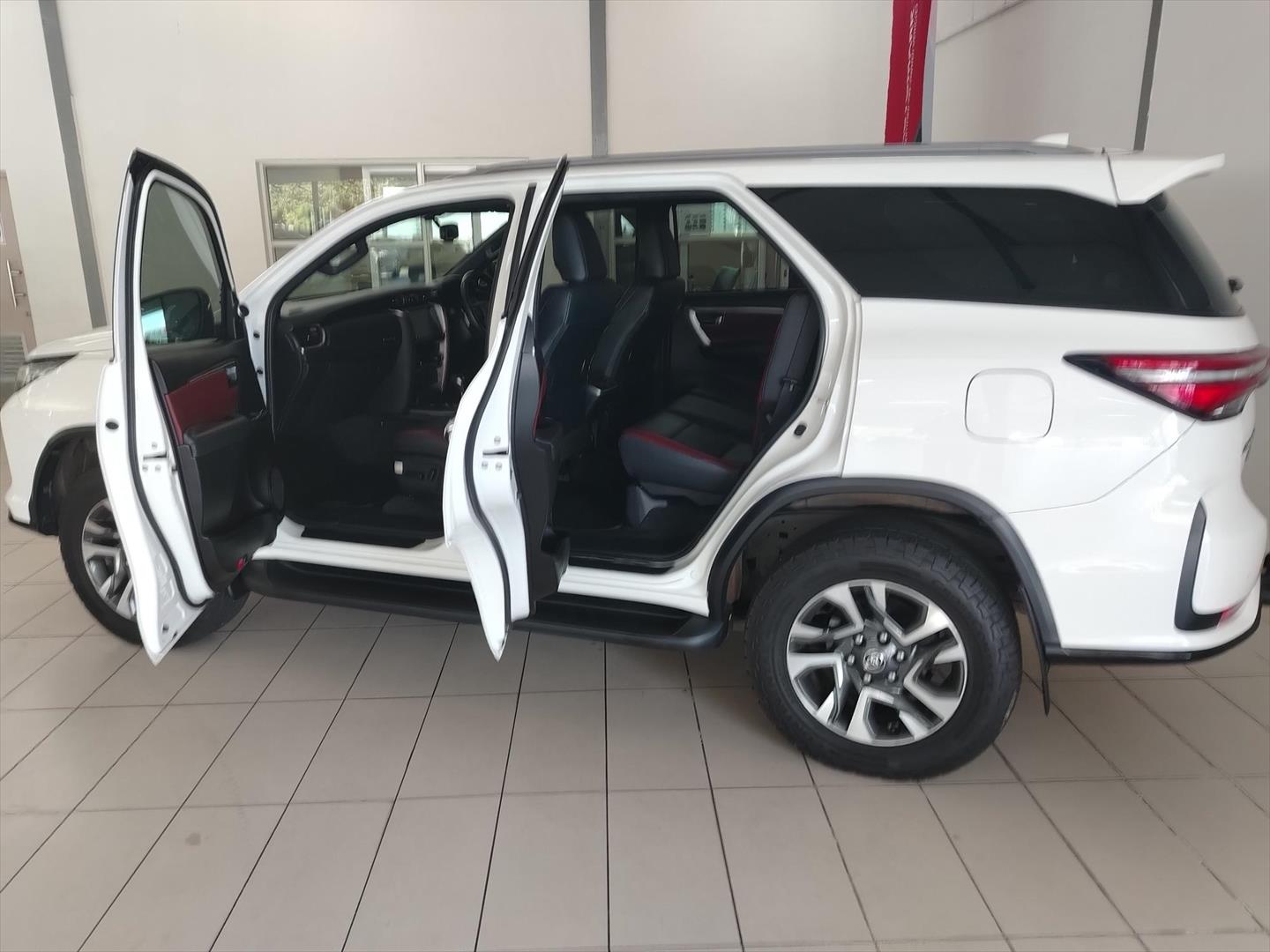 Toyota Fortuner 2.8GD-6 48v NMI Toyota Stellenbosch