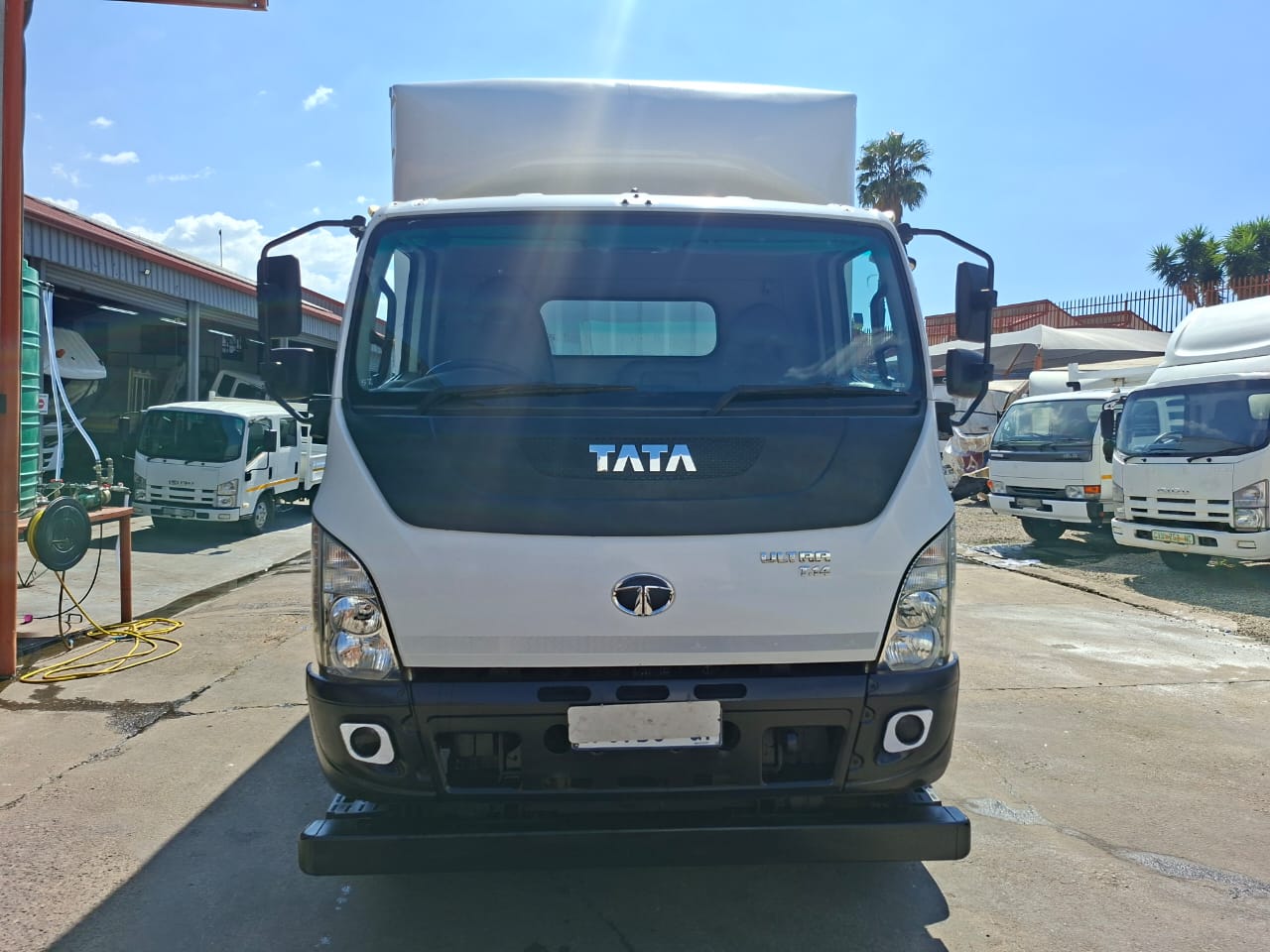 Tata ULTRA T14 8TON A Z Truck Sales