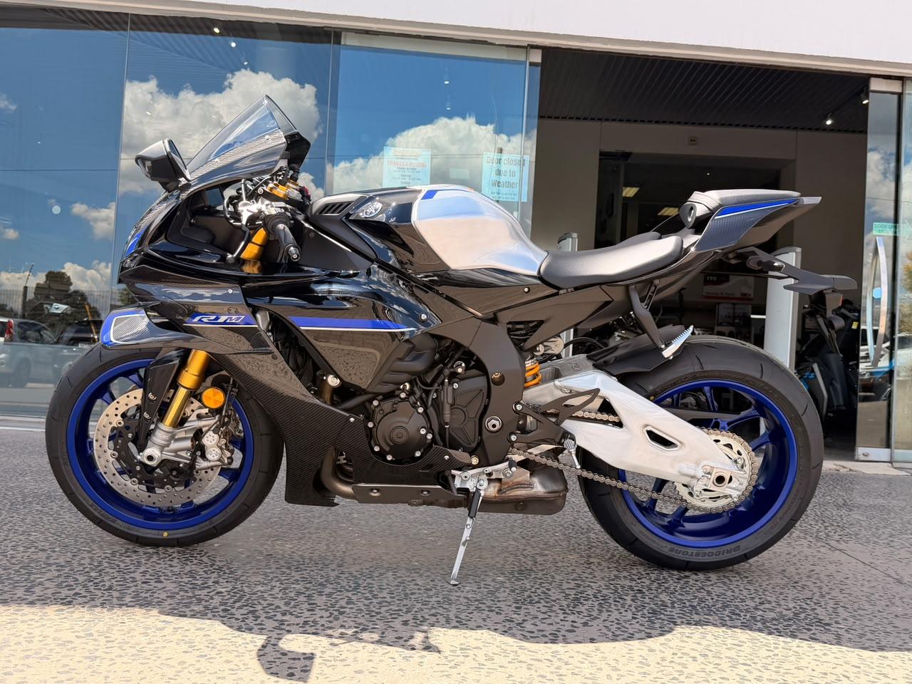 Yamaha R1M R1M Linex Sandton