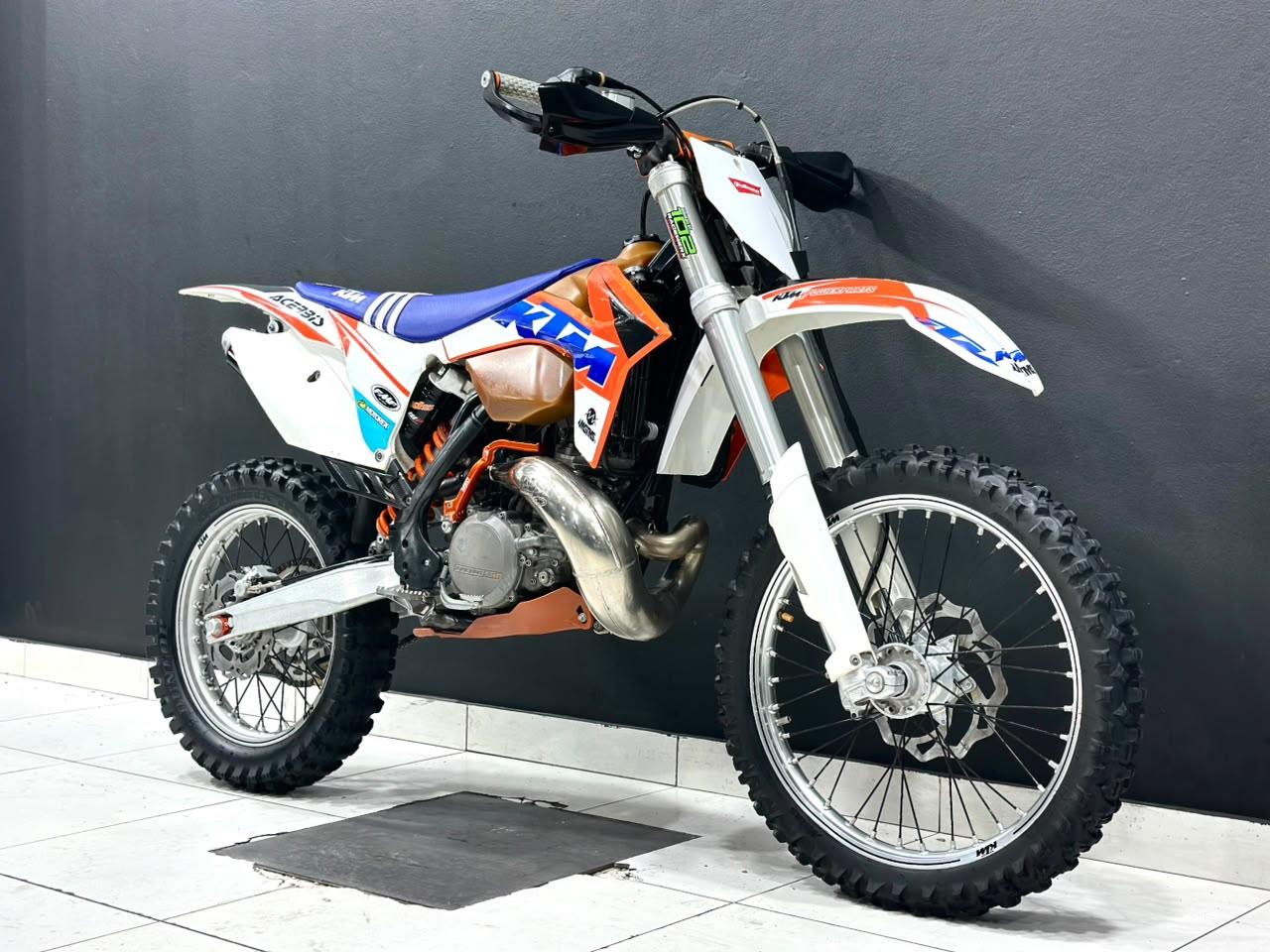 KTM 250