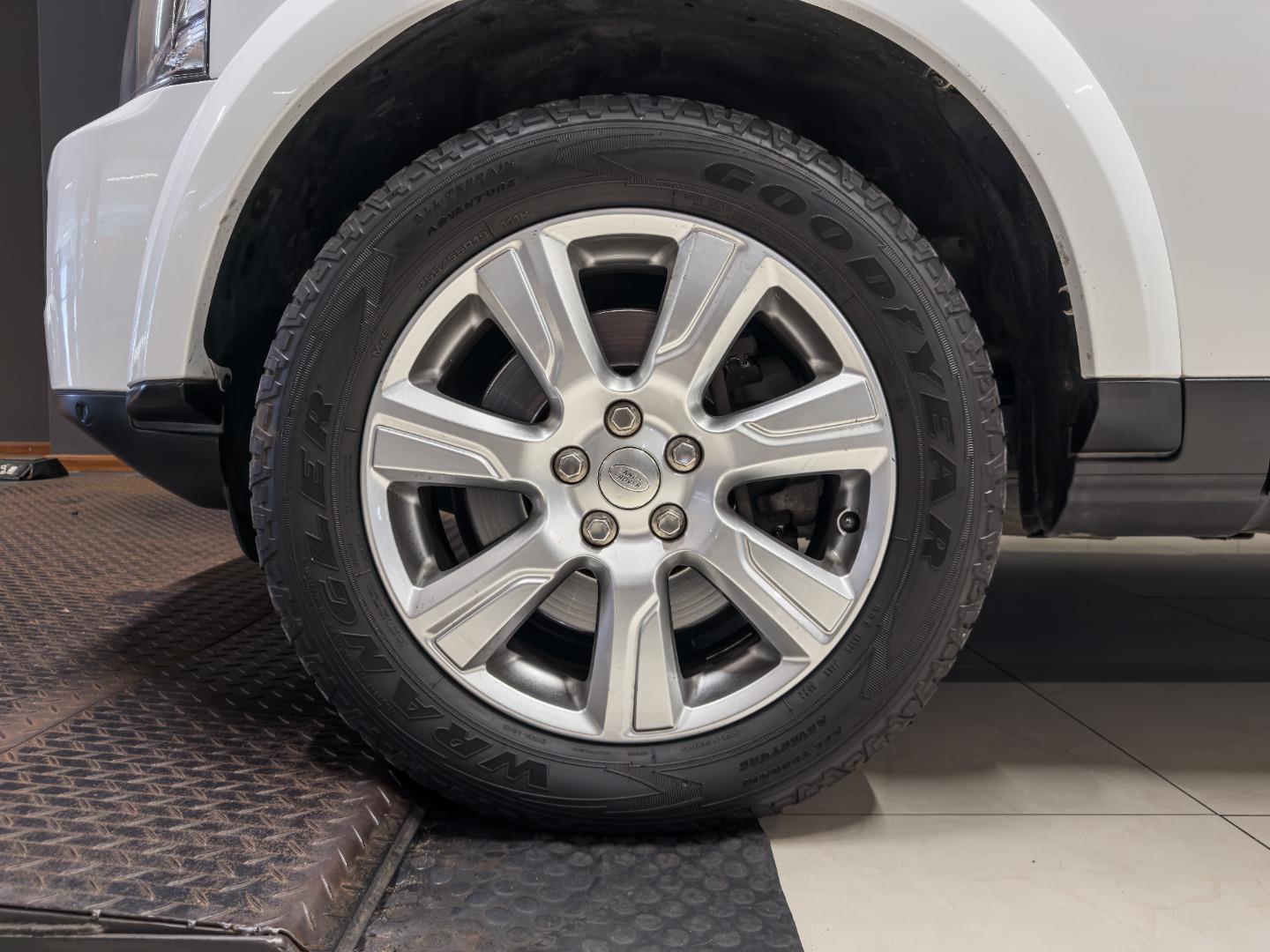 Land Rover Discovery 4 SDV6 SE At Laas Auto (Pty) Ltd
