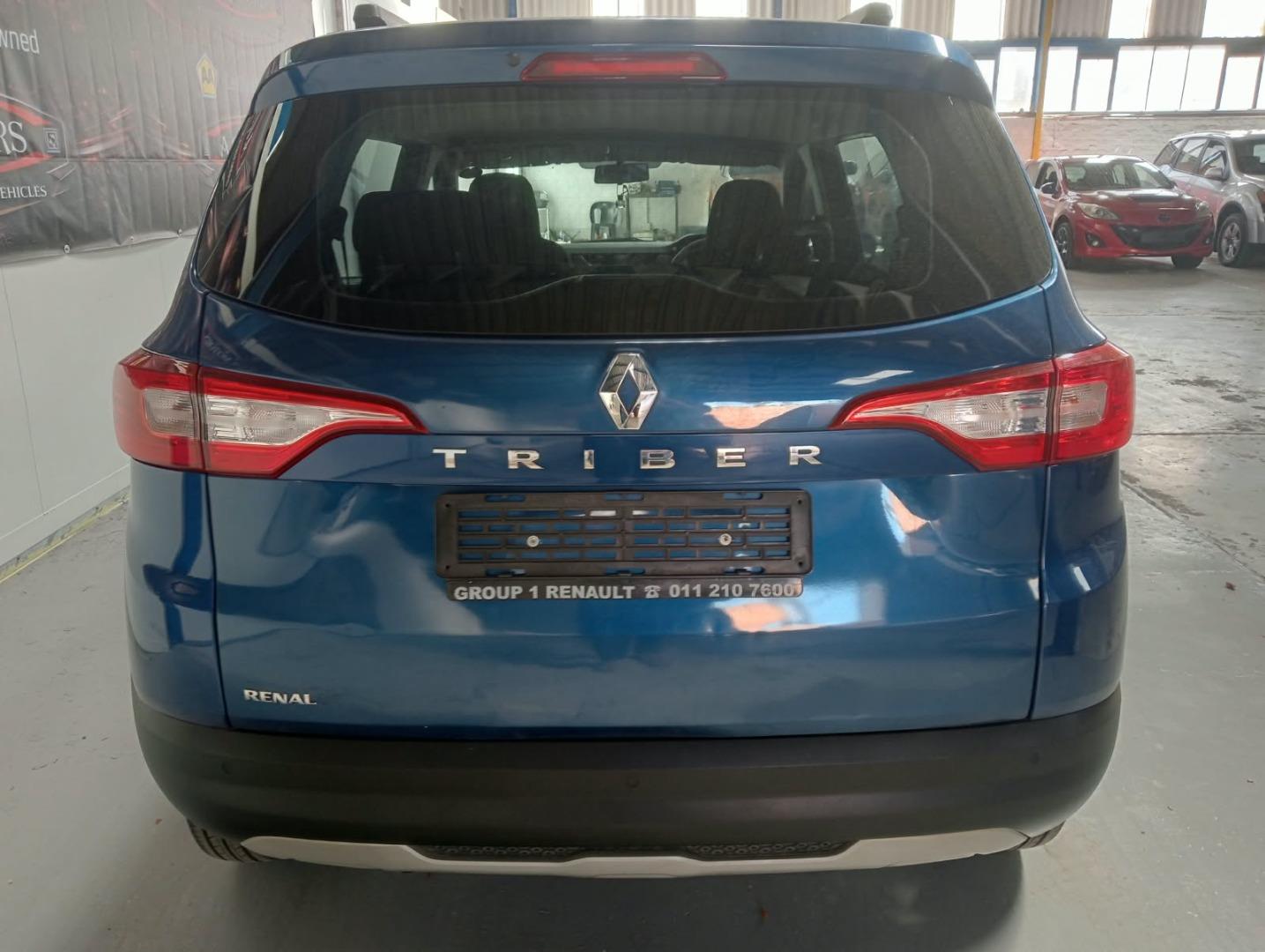 Renault Triber 1.0 Zen Ao Motors