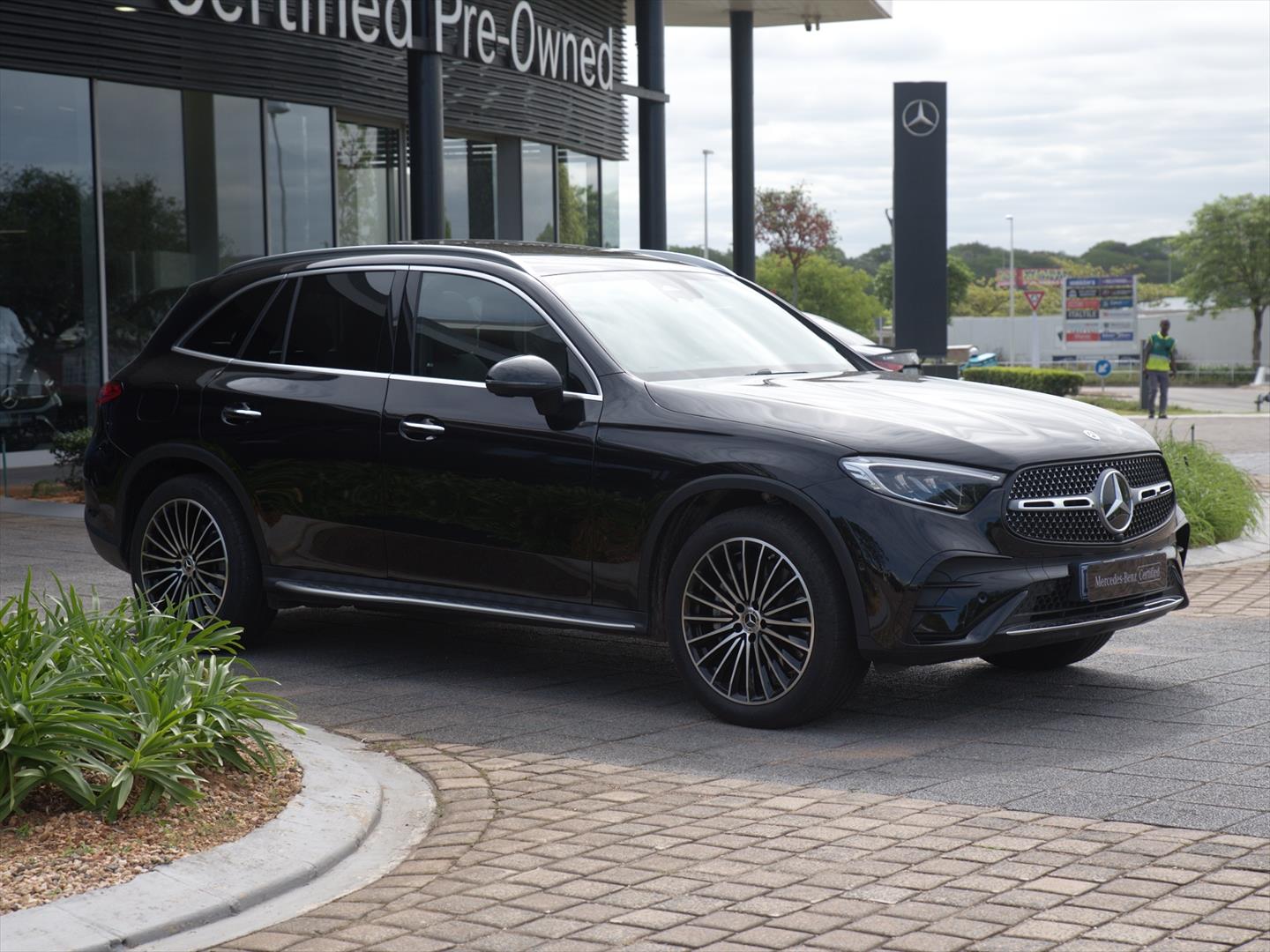 Mercedes-Benz GLC GLC220d 4Matic AMG Line for sale in Umhlanga - ID ...