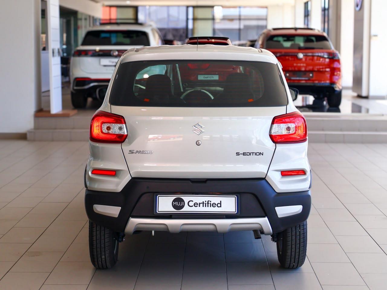 Used car gallery