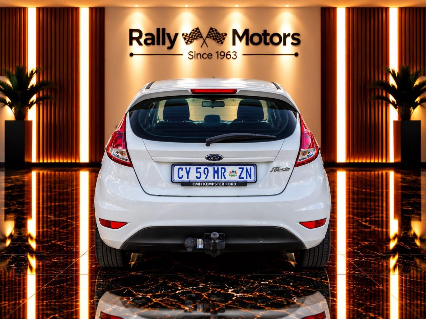 Ford Fiesta 5-door 1.4 Ambiente Rally Motors