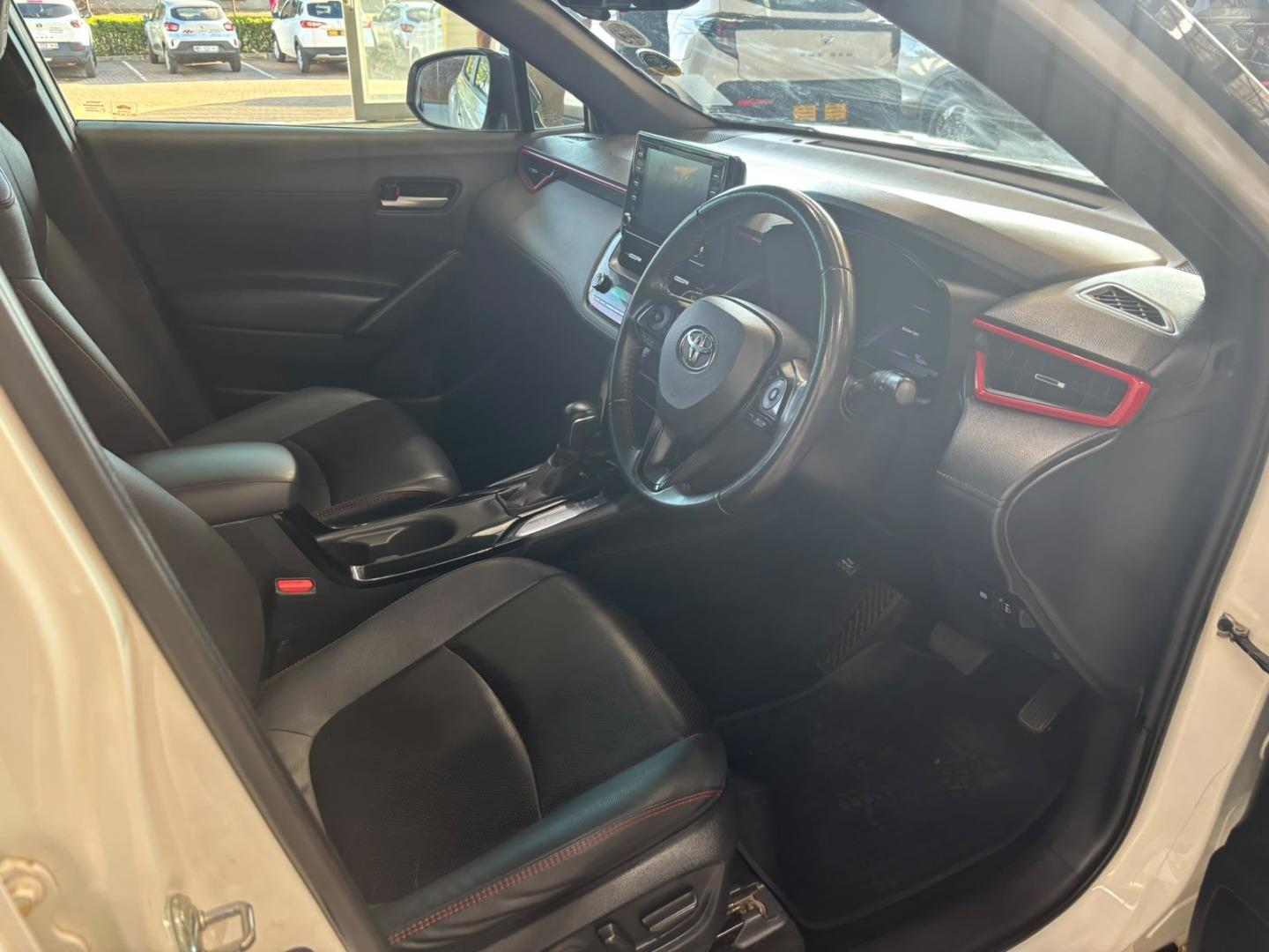 Toyota Corolla Cross 1.8 GR-Sport BB Mount Fuji