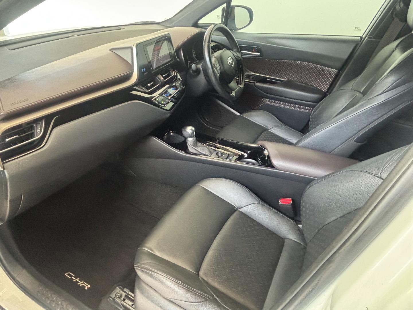 Toyota C-HR 1.2T Luxury Halfway Toyota George