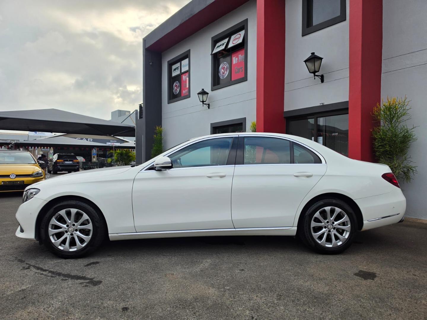 Mercedes-Benz E-Class E220d Exclusive Mystic Cars