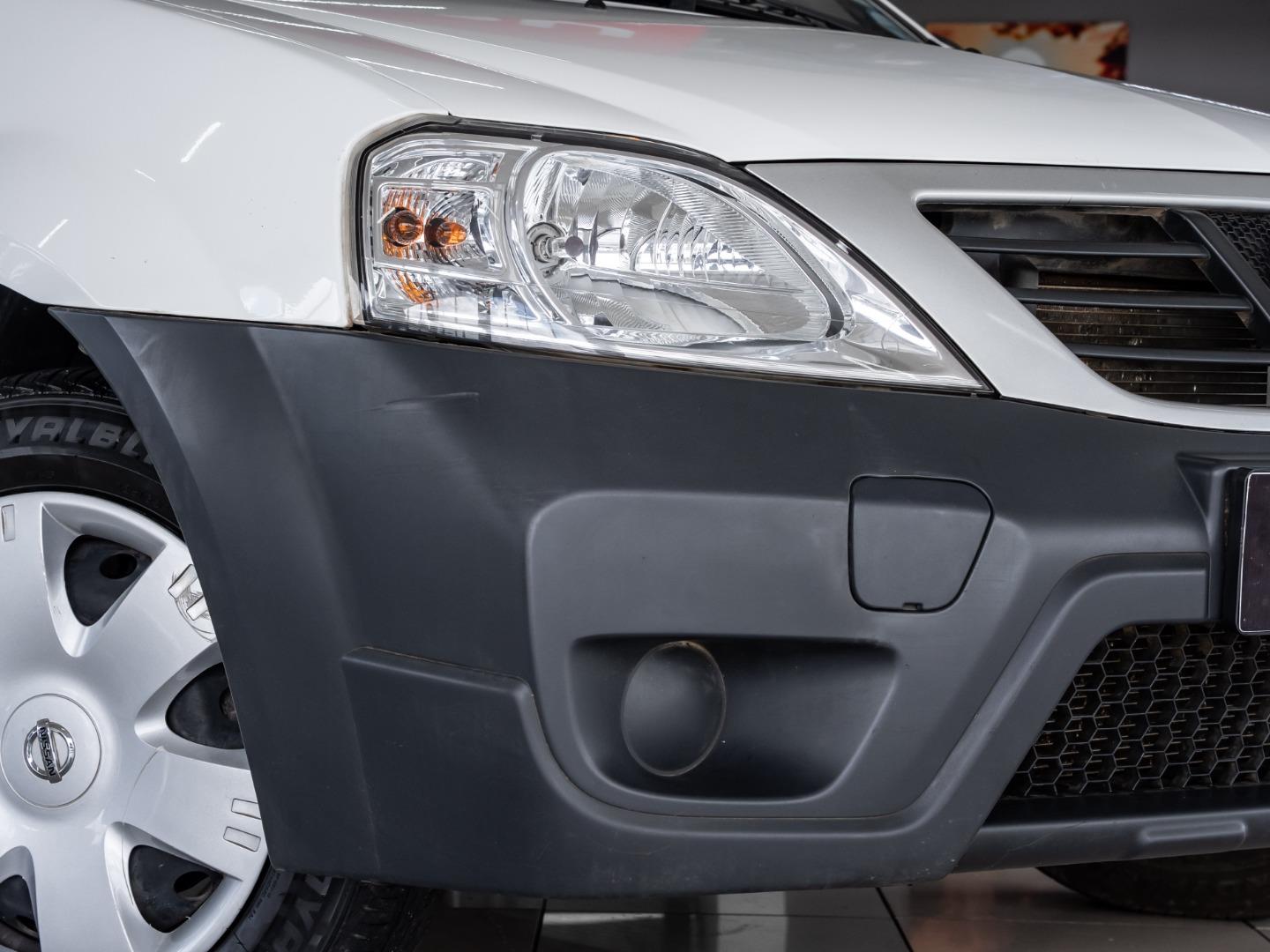 Nissan NP200 1.6i (Aircon) Safety Pack Tommy Martin Eagle Canyon Isuzu