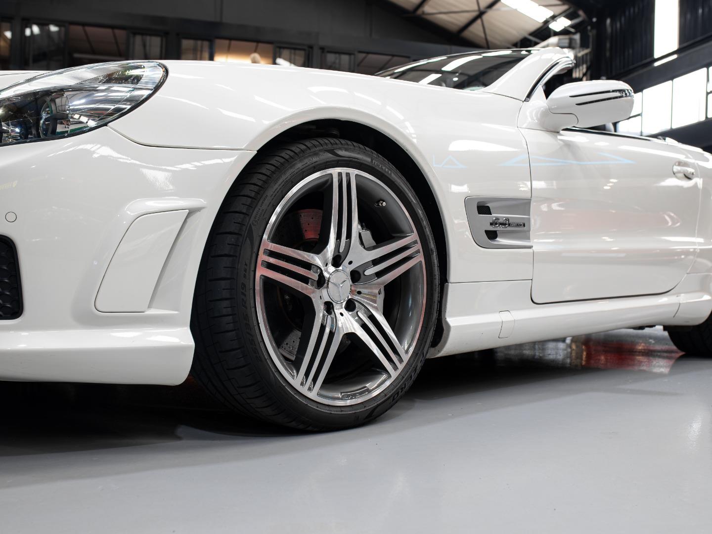 Mercedes-Benz SL SL63 AMG Lusso Auto