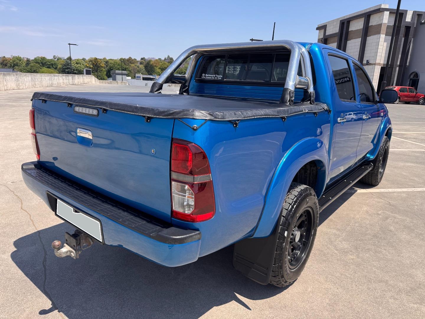 Toyota Hilux 3.0D-4D Double Cab 4x4 Raider Auto Phoenix Cars