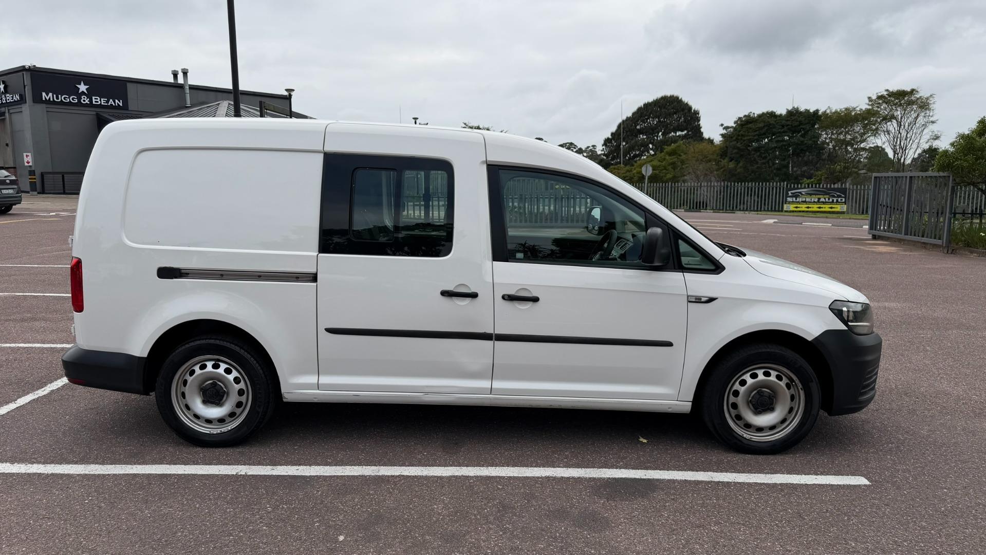 Volkswagen Caddy Maxi 2.0TDI Crew Bus Super Auto