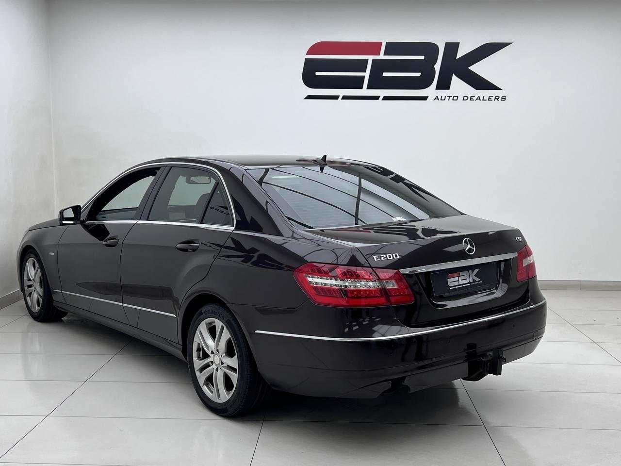 Mercedes-Benz E-Class E200CGI Avantgarde Ebk Auto Dealers LA Rochelle