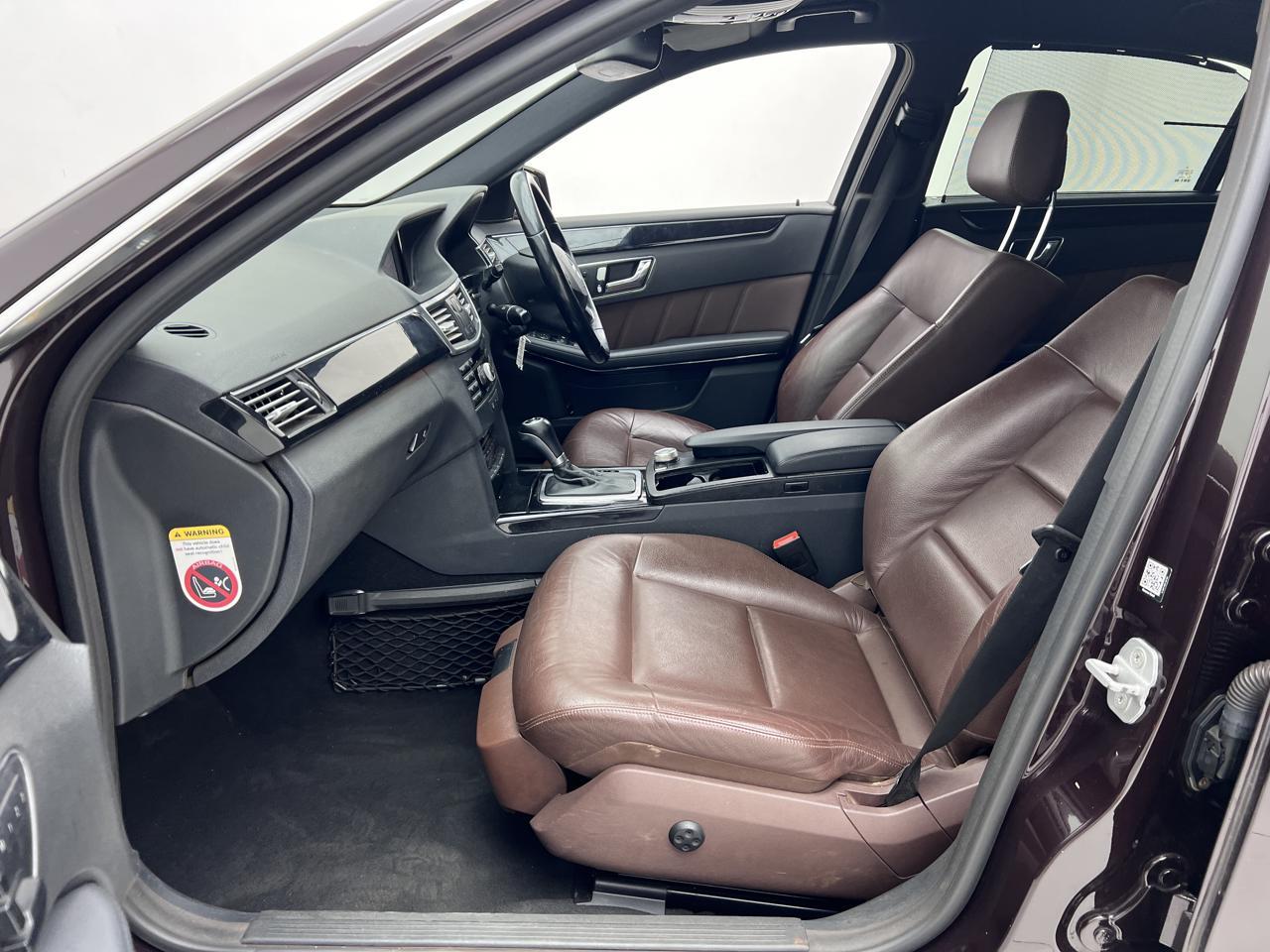Mercedes-Benz E-Class E200CGI Avantgarde Ebk Auto Dealers LA Rochelle